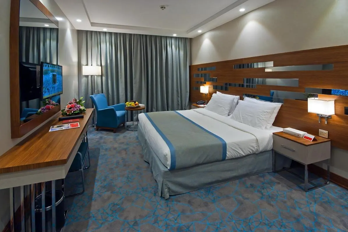 Ramada Zad Al Qasr Hotel Mekke 3*,