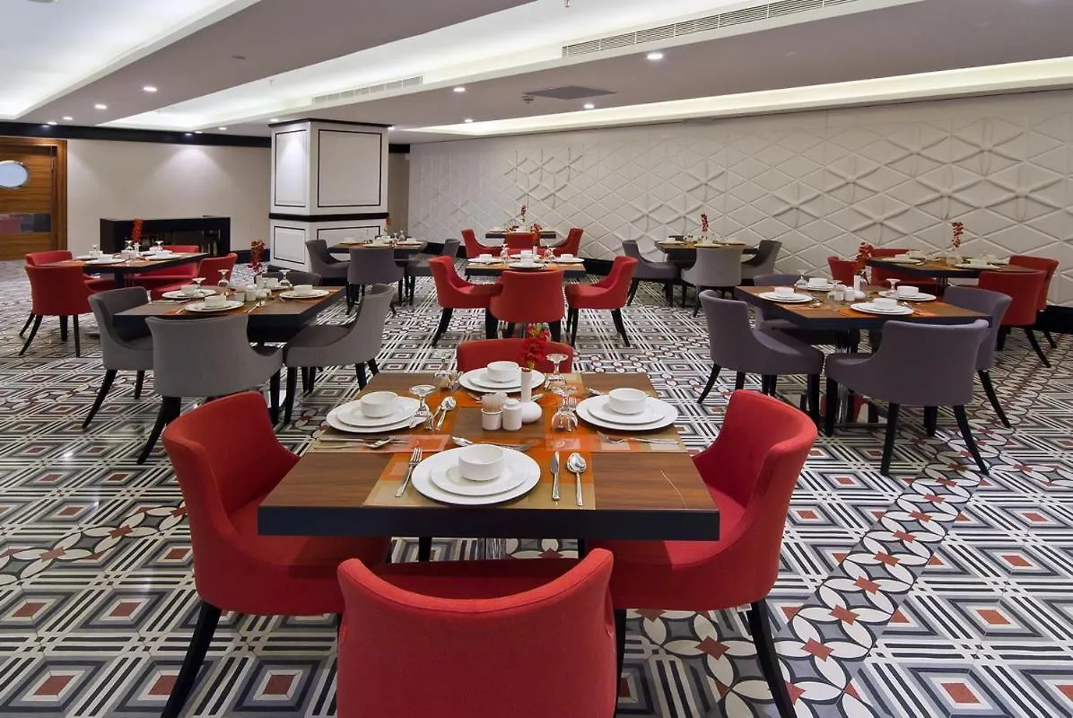Ramada Zad Al Qasr Hotel Mecca Saudi Arabia