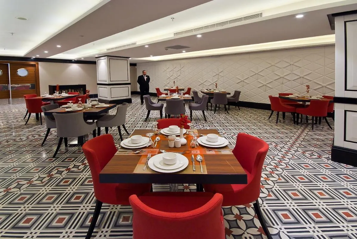 ***  Ramada Zad Al Qasr Hotel Mecca Saudi Arabia